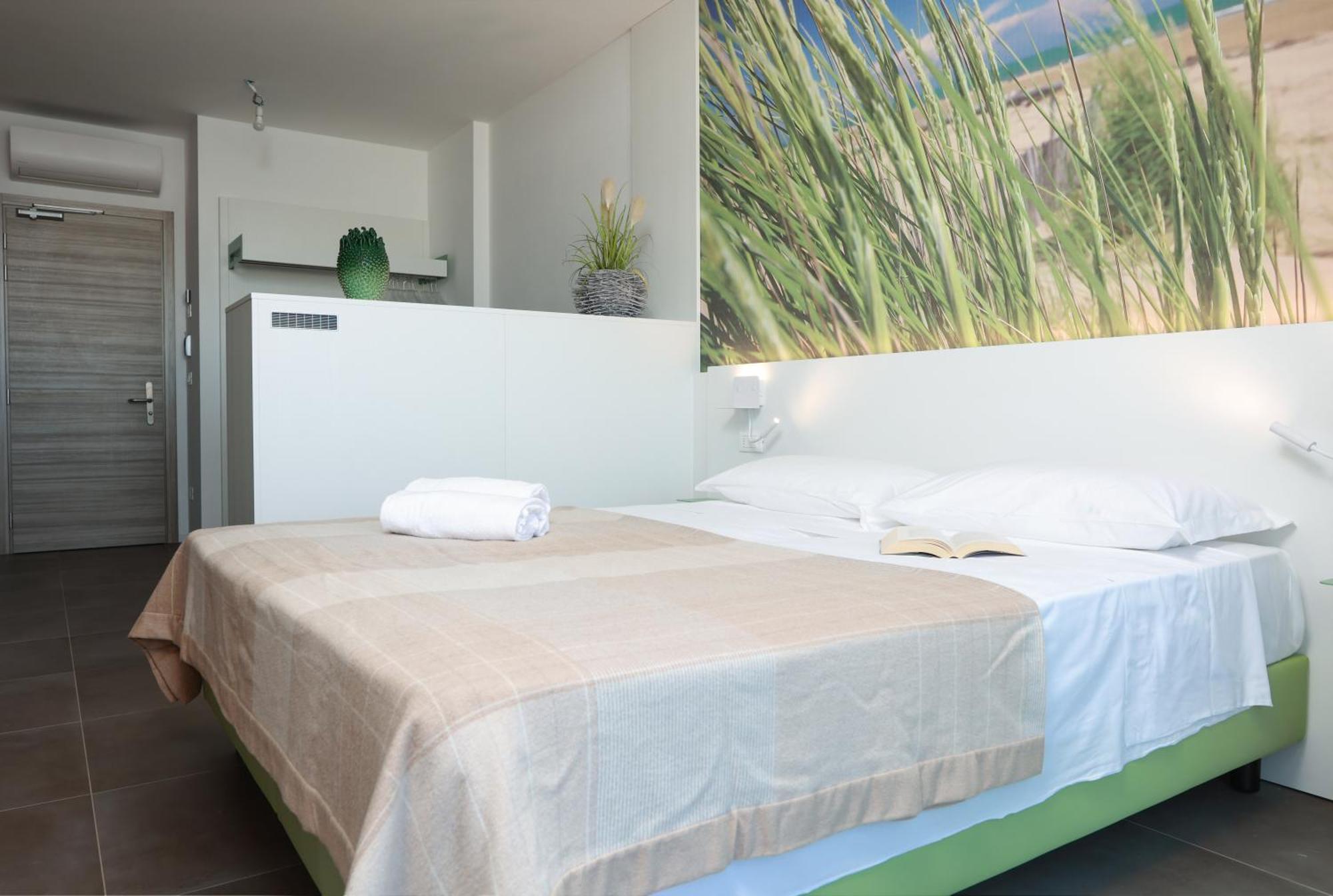 Hotel Luciana Bibione Exterior photo